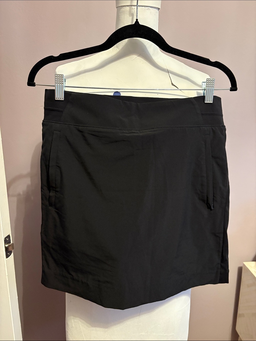 Athleta Black Active Skort with Side Pockets